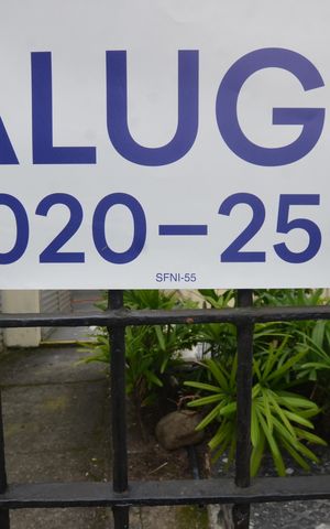 Apartamento para alugar com 126m², 2 quartos e 1 vagaPlaca instalada