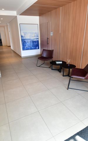 Apartamento para alugar com 67m², 2 quartos e 1 vagaHall social