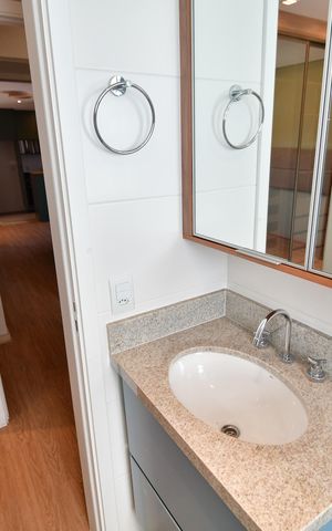 Apartamento para alugar com 67m², 2 quartos e 1 vagaBanheiro