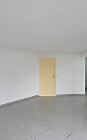 Apartamento para alugar com 78m², 2 quartos e 1 vagaSala