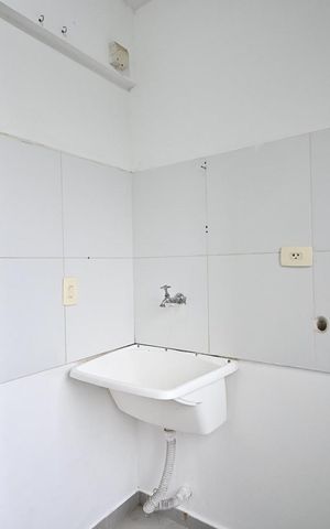 Apartamento para alugar com 78m², 2 quartos e 1 vagaÁrea de Serviço