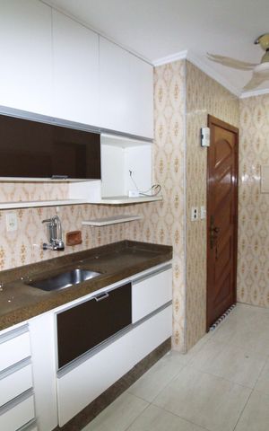 Apartamento à venda com 75m², 2 quartos e 1 vagaCozinha