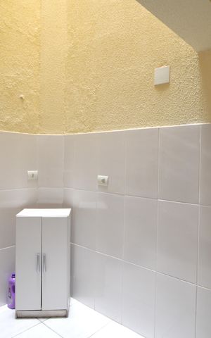 Casa para alugar com 110m², 2 quartos e 2 vagasLavanderia