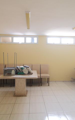 Casa para alugar com 110m², 2 quartos e 2 vagasSalão