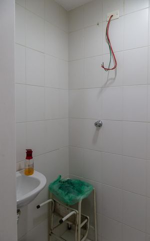 Apartamento para alugar com 94m², 3 quartos e 2 vagasBanheiro da Área de Serviço