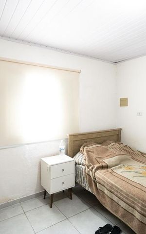 Casa de condomínio à venda com 100m², 3 quartos e 2 vagas Casa de condomínio à venda com 100m², 3 quartos e 2 vagasQuarto