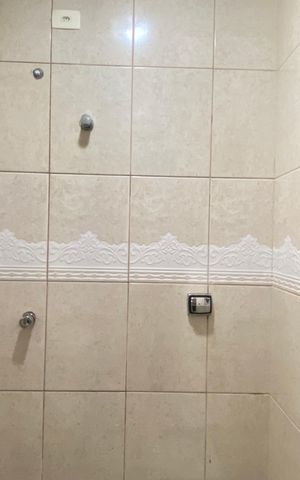 Casa para alugar com 120m², 3 quartos e 1 vaga Casa para alugar com 120m², 3 quartos e 1 vagaBanheiro da Suíte