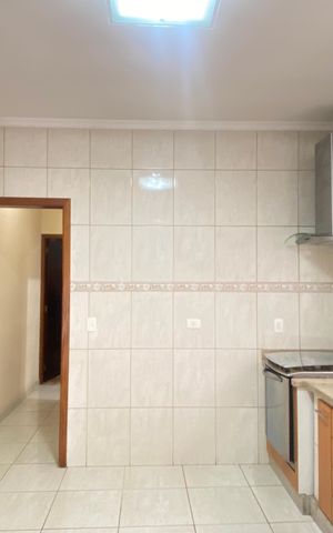 Casa para alugar com 120m², 3 quartos e 1 vaga Casa para alugar com 120m², 3 quartos e 1 vagaCozinha