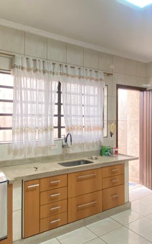 Casa para alugar com 120m², 3 quartos e 1 vaga Casa para alugar com 120m², 3 quartos e 1 vagaCozinha