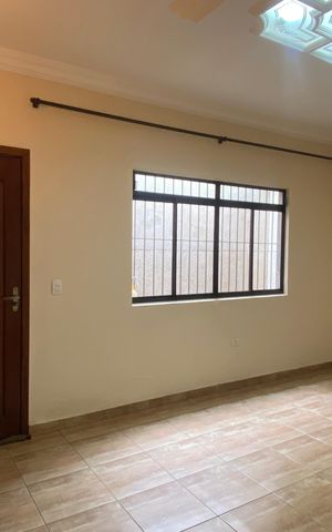 Casa para alugar com 120m², 3 quartos e 1 vaga Casa para alugar com 120m², 3 quartos e 1 vagaSalaSala