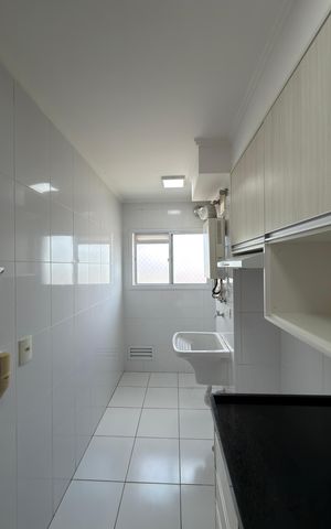 Apartamento à venda com 55m², 2 quartos e 1 vaga Apartamento à venda com 55m², 2 quartos e 1 vagaCozinha e Área de Serviço