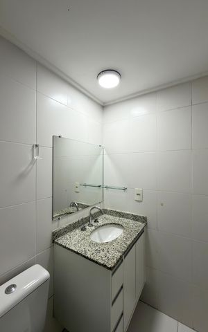Apartamento à venda com 55m², 2 quartos e 1 vaga Apartamento à venda com 55m², 2 quartos e 1 vagaBanheiro Social