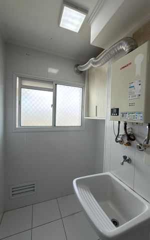 Apartamento à venda com 55m², 2 quartos e 1 vaga Apartamento à venda com 55m², 2 quartos e 1 vagaCozinha e Área de Serviço