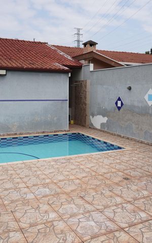 Casa para alugar com 327m², 3 quartos e 3 vagasQuintal
