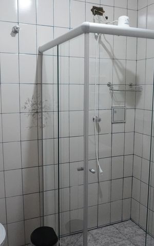 Casa para alugar com 327m², 3 quartos e 3 vagasBanheiro 2