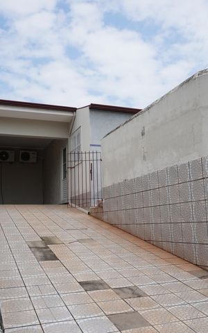 Casa para alugar com 327m², 3 quartos e 3 vagasQuintal