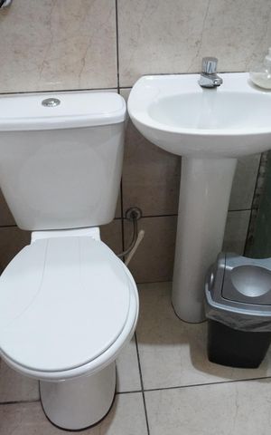 Casa para alugar com 327m², 3 quartos e 3 vagasBanheiro 3