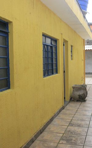 Casa para alugar com 125m², 2 quartos e 1 vagaÁrea externa