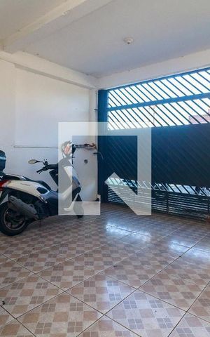 Casa à venda com 300m², 12 quartos e 3 vagas