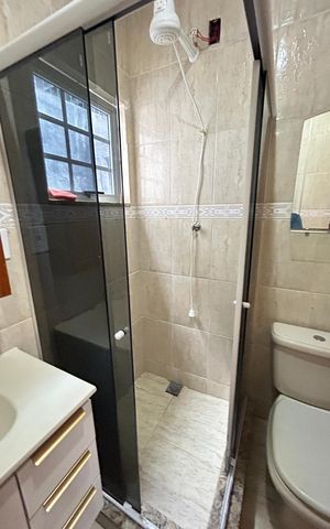 Casa para alugar com 50m², 2 quartos e sem vagaBanheiro