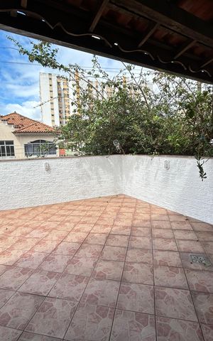 Casa para alugar com 50m², 2 quartos e sem vagaVaranda