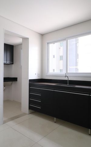 Apartamento para alugar com 74m², 2 quartos e 2 vagasCozinha