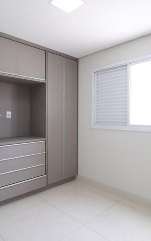 Apartamento para alugar com 74m², 2 quartos e 2 vagasQuarto 2 - Suíte