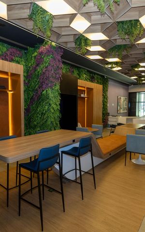 Apartamento para alugar com 72m², 2 quartos e 1 vaga Apartamento para alugar com 72m², 2 quartos e 1 vagaÁrea comum - Home Office
