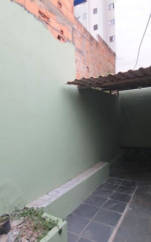 Casa para alugar com 70m², 3 quartos e 1 vagaÁrea de Serviço