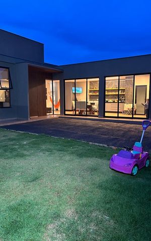 Casa de condomínio para alugar com 188m², 3 quartos e 3 vagas