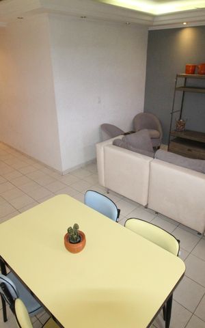 Apartamento para alugar com 78m², 2 quartos e 1 vagaSala