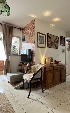 Apartamento à venda com 70m², 2 quartos e 1 vaga Apartamento à venda com 70m², 2 quartos e 1 vagaSala