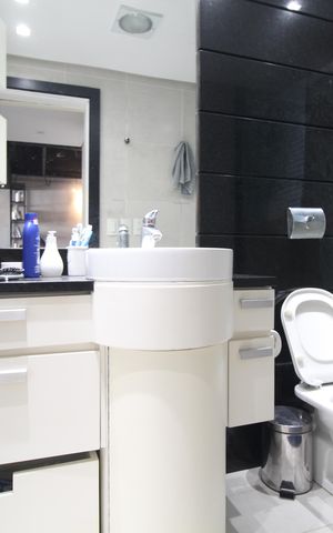 Apartamento para alugar com 65m², 1 quarto e 2 vagasBanheiro