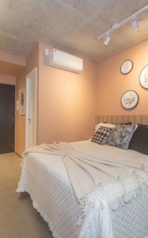 Studio à venda com 25m², 1 quarto e sem vaga Studio à venda com 25m², 1 quarto e sem vagaSala / Quarto
