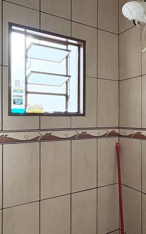 Casa para alugar com 100m², 3 quartos e sem vaga Casa para alugar com 100m², 3 quartos e sem vagaBanheiro da Suíte 1