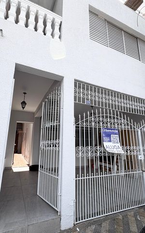 Casa para alugar com 100m², 3 quartos e sem vaga Casa para alugar com 100m², 3 quartos e sem vagaFachada