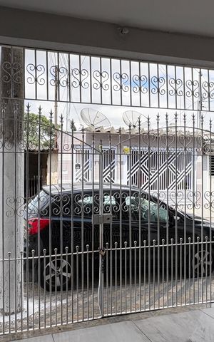 Casa para alugar com 100m², 3 quartos e sem vaga Casa para alugar com 100m², 3 quartos e sem vagaGaragem