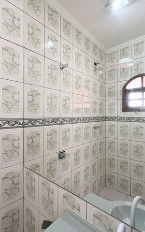Casa para alugar com 100m², 3 quartos e sem vaga Casa para alugar com 100m², 3 quartos e sem vagaBanheiro da Suíte 2