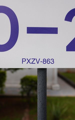 Apartamento à venda com 62m², 2 quartos e 1 vagaFachada Plaquinha PXZV-863
