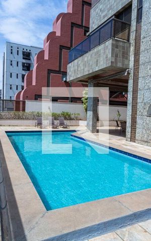 Apartamento para alugar com 278m², 4 quartos e 2 vagasÁrea comum - Piscina