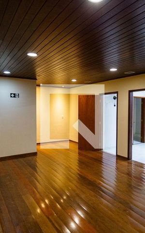 Apartamento para alugar com 278m², 4 quartos e 2 vagasÁrea comum - Salão de festas