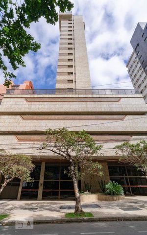 Apartamento para alugar com 278m², 4 quartos e 2 vagasFachada