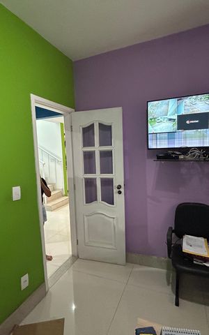 Casa para alugar com 437m², 4 quartos e 6 vagasEscritório