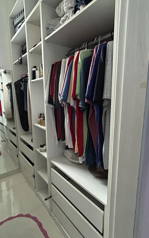Casa para alugar com 437m², 4 quartos e 6 vagasCloset do Banheiro do Quarto 4 - Suíte