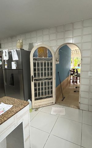 Casa para alugar com 437m², 4 quartos e 6 vagasCozinha