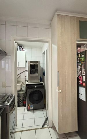 Casa de condomínio para alugar com 150m², 4 quartos e 2 vagas Casa de condomínio para alugar com 150m², 4 quartos e 2 vagasCozinha
