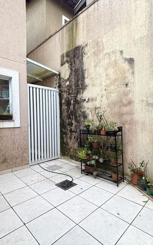 Casa de condomínio para alugar com 150m², 4 quartos e 2 vagas Casa de condomínio para alugar com 150m², 4 quartos e 2 vagasQuintal