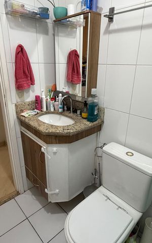 Casa de condomínio para alugar com 150m², 4 quartos e 2 vagas Casa de condomínio para alugar com 150m², 4 quartos e 2 vagasBanheiro