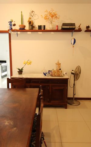 Casa de condomínio para alugar com 220m², 3 quartos e 2 vagasSala