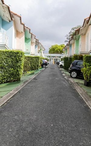 Casa de condomínio à venda com 80m², 2 quartos e 1 vagaÁrea externa